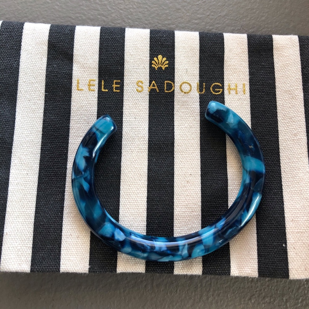 Lele Sadoughi resin aqua navy bracelet cuff NWT